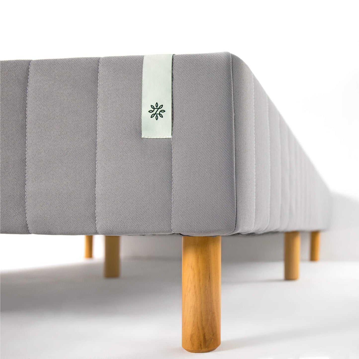 ZINUS GOOD DESIGN Award Winner Justina Metal Mattress Foundation, 16 Inch Platform Bed, No Box Spring Needed, Grey,King